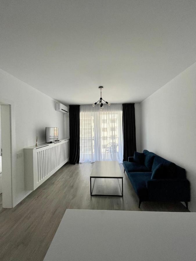 Cozy 1 Bedroom Apartment Nagyvárad Kültér fotó
