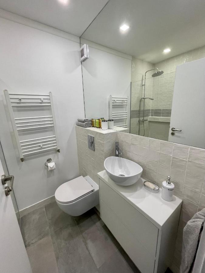 Cozy 1 Bedroom Apartment Nagyvárad Kültér fotó